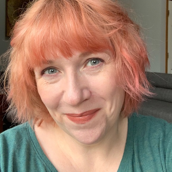 Meet your Posher, Rebekah - Picture 3 of 3